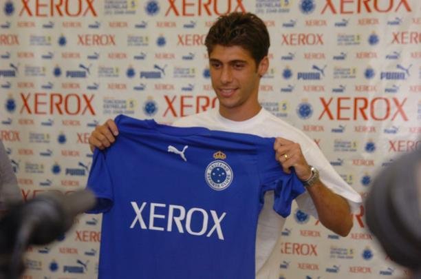 Meia Fellype Gabriel (Flamengo: 2005-2007 / Cruzeiro: 2007): 63 jogos por Flamengo (6 gols) e 12 jogos por Cruzeiro