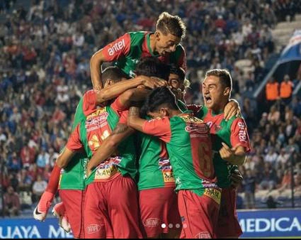  Boston River (Uruguai)