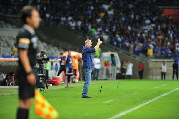 Fotos do duelo entre Cruzeiro e La U, no Mineiro, pelo Grupo 5 da Copa Libertadores