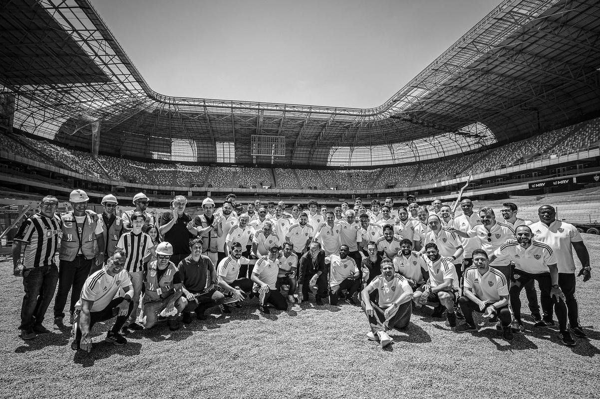 Na manh deste sbado (24/9), jogadores, comisso tcnica e diretoria do Atltico visitaram as obras da Arena MRV, futura casa do Galo.
