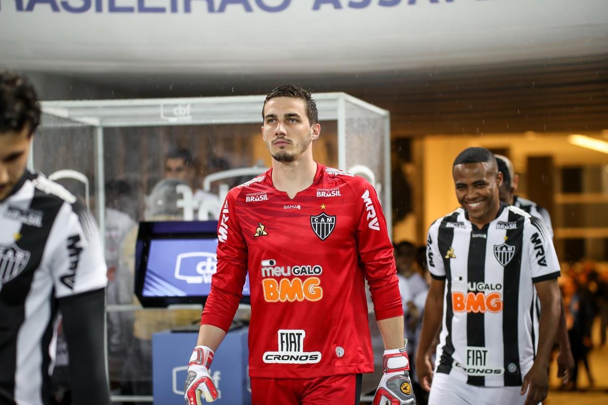 12 - Cleiton - O goleiro, agora com 23 anos, atuou em uma partida daquela campanha na Libertadores. Em 2020, ele foi vendido pelo Galo por cerca de R$ 23 milhões ao Bragantino.