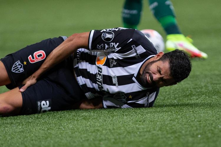 Fotos do jogo de ida da semifinal da Copa Libertadores de 2021, entre Palmeiras e Atltico, no Allianz Parque, em So Paulo
