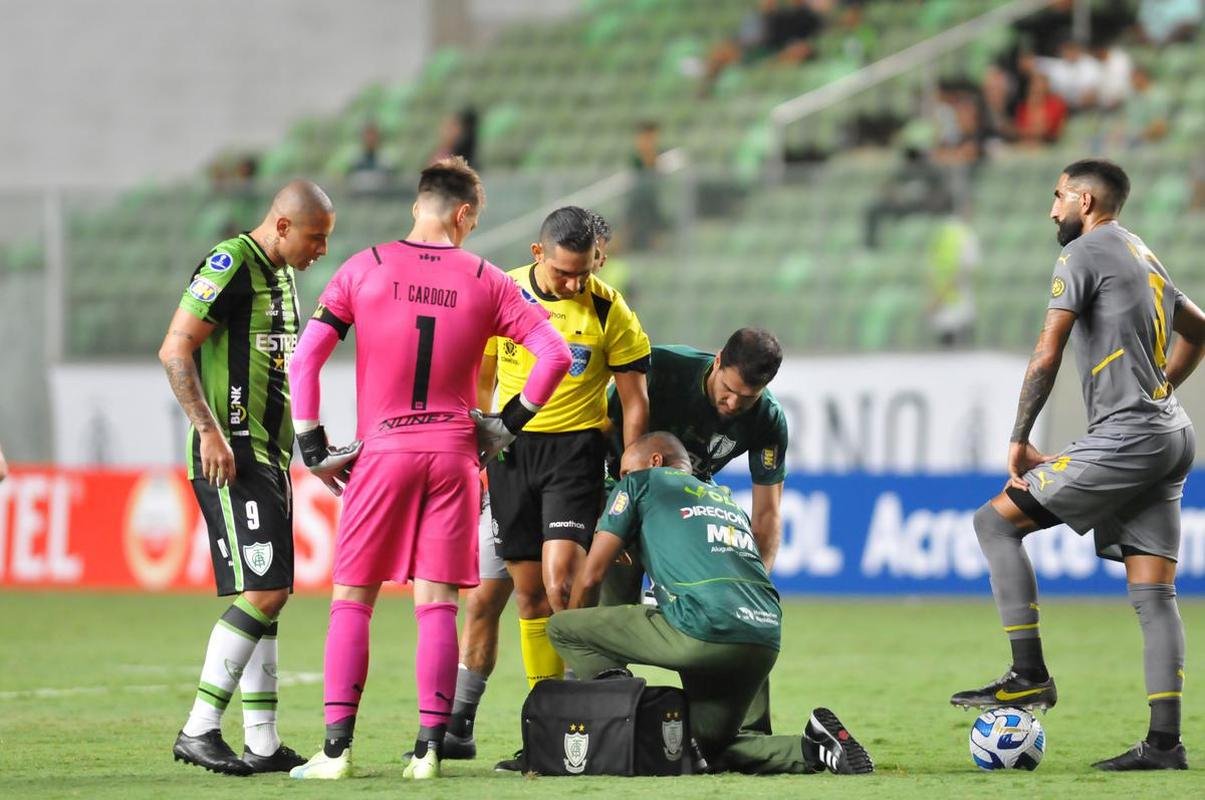 Fotos de Amrica x Pearol pela Sul-Americana, no Independncia