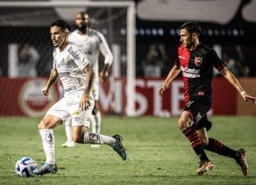 Santos perdeu jogo contra o Newell's Old Boys por 2 a 1, pela Sul-Americana, nesta terça (6)