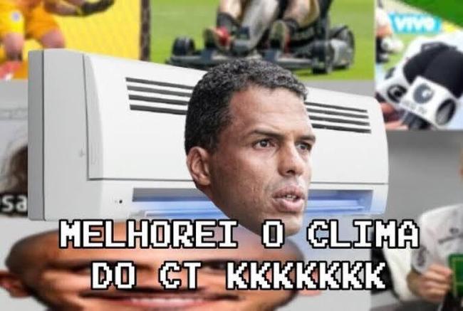 Redes sociais contaram com vários memes após a derrota do Corinthians para o Argentino Juniors