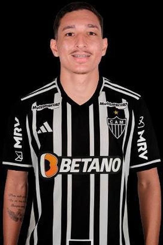 Paulo Vtor (meio-campista)