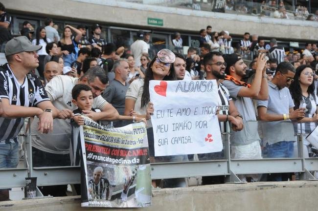 Fotos da torcida do Atltico na partida contra o Flamengo, no Mineiro, em Belo Horizonte, pela 13 rodada do Campeonato Brasileiro