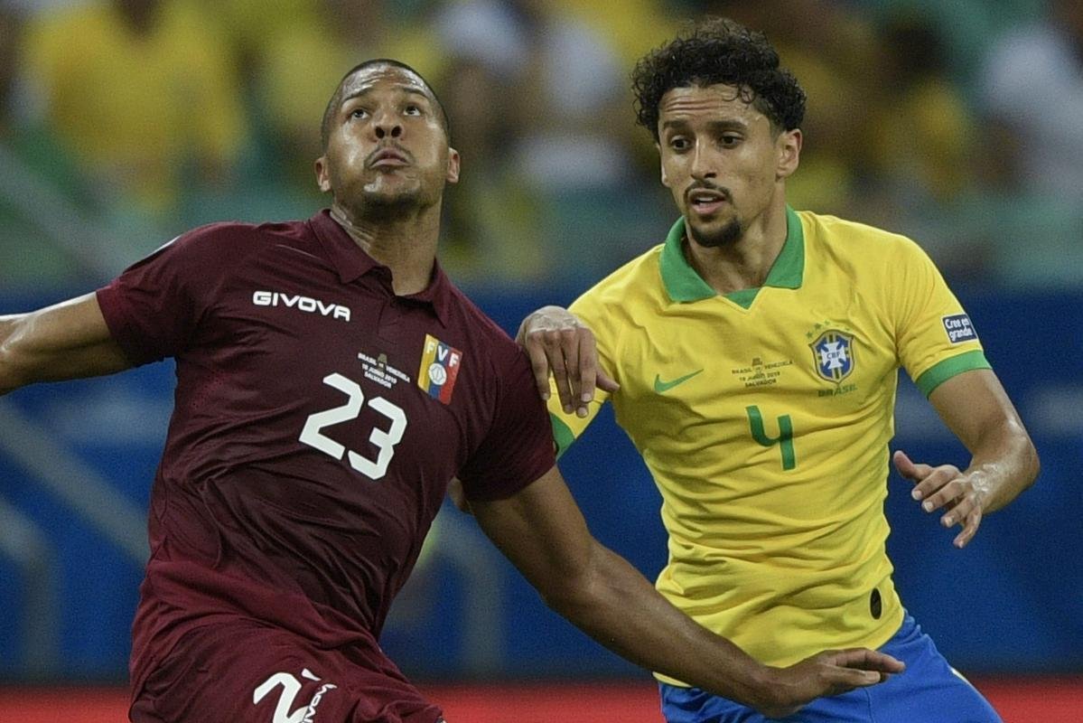 Brasil enfrentou a Venezuela na Arena Fonte Nova, pelo Grupo A da Copa Amrica