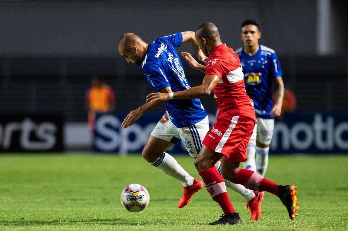 CRB x Cruzeiro: fotos do jogo pela 27ª rodada da Série B, no estádio Rei Pelé, em Maceió (AL)