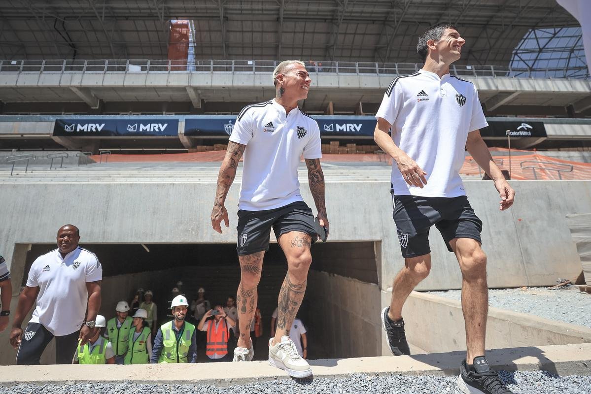Na manh deste sbado (24/9), jogadores, comisso tcnica e diretoria do Atltico visitaram as obras da Arena MRV, futura casa do Galo.