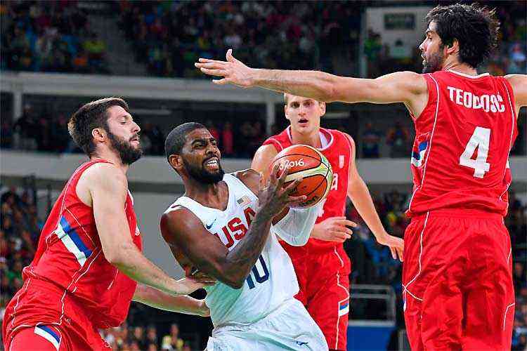 Vídeo: Franca é campeão mundial de basquete com cesta no último segundo;  veja lance - Estadão