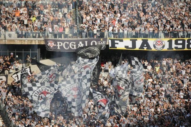 Fotos da torcida do Atltico na partida contra o Flamengo, no Mineiro, em Belo Horizonte, pela 13 rodada do Campeonato Brasileiro
