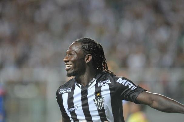 Veja fotos do jogo Atltico x URT