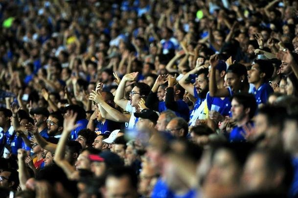 Fotos das torcidas de Cruzeiro e River Plate, no Mineiro, pela Copa Libertadores 2019