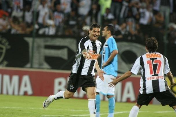 37º - Marquinhos Cambalhota - 2011 - 5 jogos / 1 gol - 0,2 por jogo