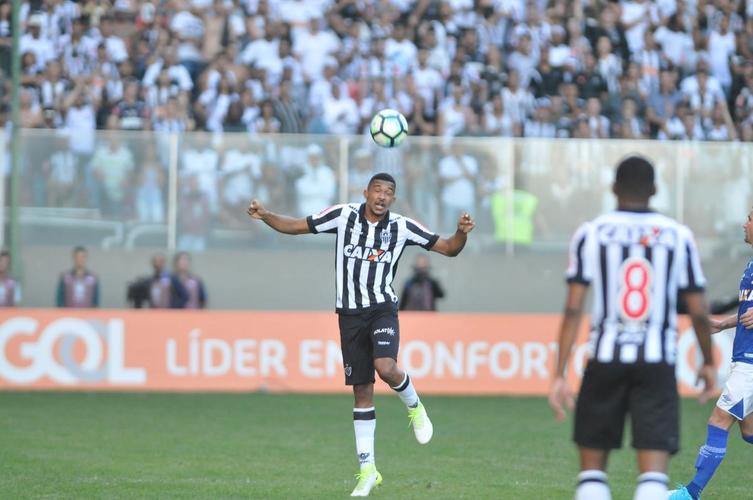 Revelado pelo Atlético em 2017, Bremer foi vendido ao Torino, da Itália, em meados de 2018. O clube italiano pagou 5,5 milhões de euros (cerca de R$ 24,1 milhões) ao Galo.