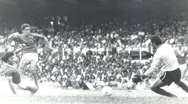 3 Palhinha - 25 gols