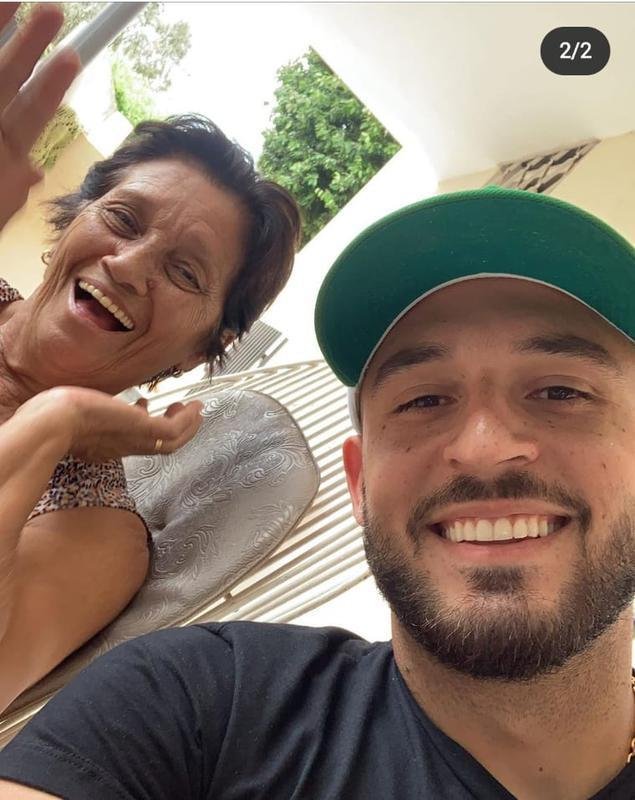 Meia Rgis, do Cruzeiro, fez homenagem ao Dia das Mes