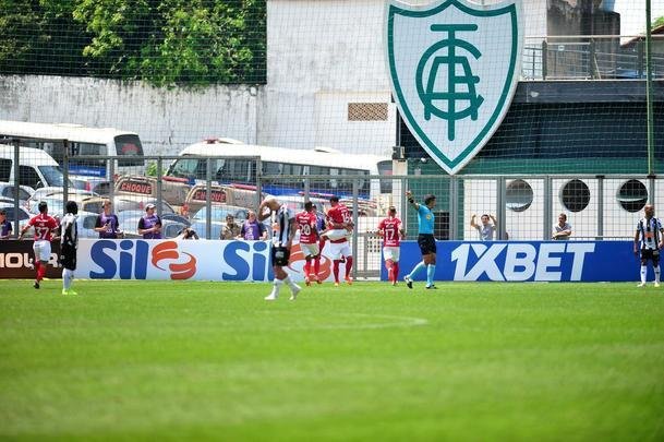 Galo e Colorado jogaram neste domingo, no Horto
