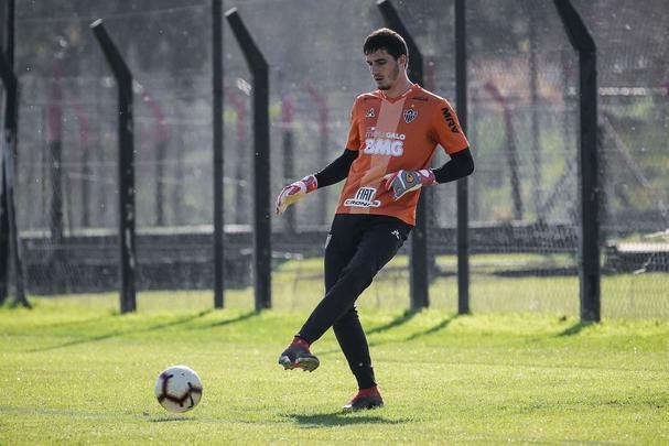 Nesta quarta-feira, Atlético treinou no centro de treinamento do Newell's Old Boys, em Rosário, visando à partida de ida da semifinal da Copa Sul-Americana, diante do Colón. O duelo será nesta quinta-feira, às 21h30, em Santa Fé, na Argentina.