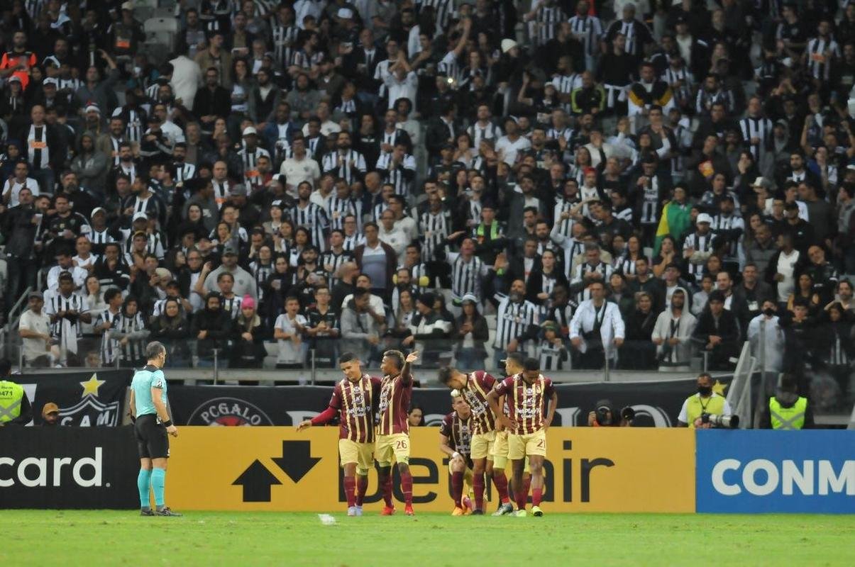 Atltico e Tolima se enfrentaram na noite desta quarta-feira (25), no Mineiro, em Belo Horizonte. A partida foi vlida pela 6 rodada da fase de grupos da Copa Libertadores da Amrica.