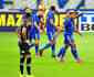 Pior defesa e segundo melhor ataque: Cruzeiro busca equilbrio na Srie B