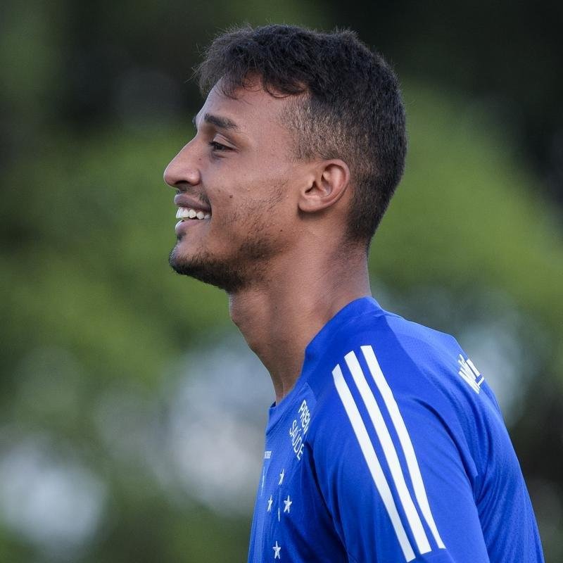 Fotos do treino do Cruzeiro desta quinta-feira, 19/11, na Toca da Raposa II