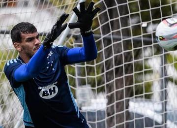 Cheio de desfalques, time celeste vai ao interior de São Paulo para partida válida pela 37ª rodada, nesta quinta-feira (27), às 19h