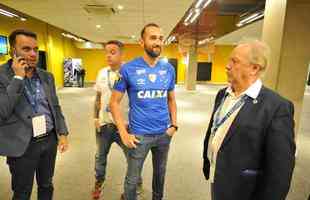 Barcos  apresentado  torcida do Cruzeiro no Mineiro