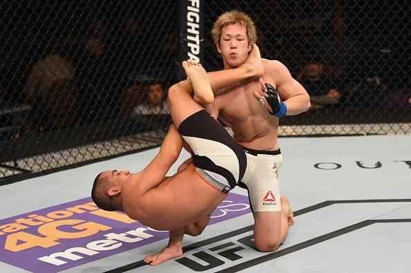 Michinori Tanaka venceu Joe Soto por decisão dividida dos juízes