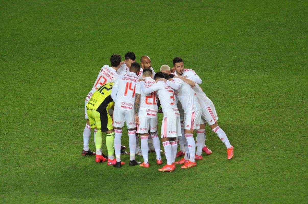 Fotos do jogo entre Amrica e Internacional, no Independncia, em Belo Horizonte, pela stima rodada da Srie A do Campeonato Brasileiro de 2021