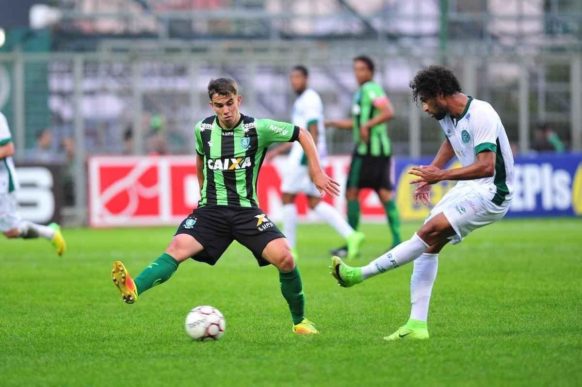 Amrica e Guarani se enfrentaram, no Horto, pela 14 rodada da Srie B do Campeonato Brasileiro