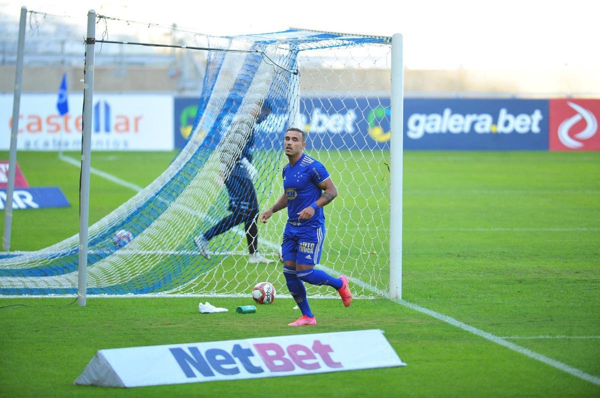 Cruzeiro x Patrocinense: veja fotos da partida pelo Mineiro