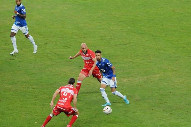 Fotos do jogo entre Cruzeiro e CRB, no Mineiro, em Belo Horizonte, pela 11 rodada da Srie B do Brasileiro