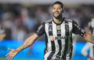 Fotos do jogo entre Santos e Atltico na Vila Belmiro, em Santos, pela 30 rodada do Campeonato Brasileiro