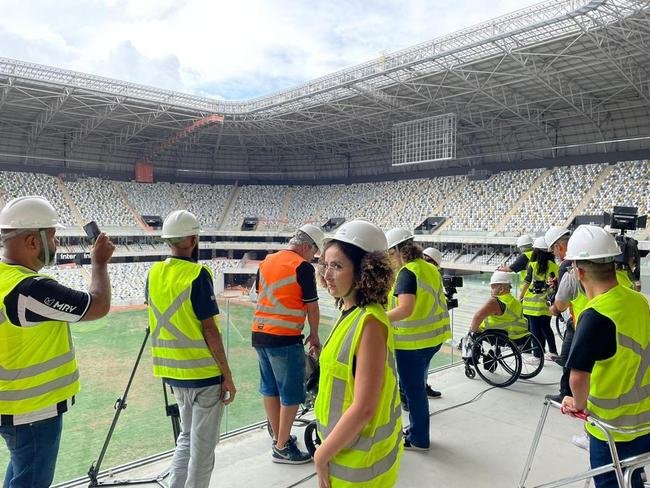 Fotos da visita feita por pessoas com deficincia na Arena MRV, nesta quinta-feira (9/2)
