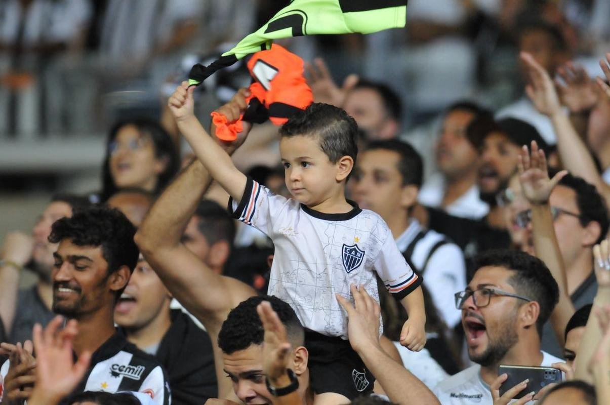 Fotos da partida entre Atltico e Athletico-PR, neste domingo (7), no Mineiro, pela 21 rodada do Campeonato Brasileiro
