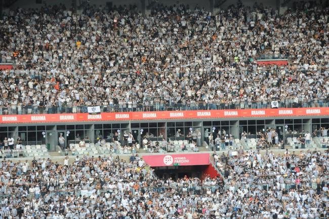 Fotos da torcida do Atltico na partida contra o Flamengo, no Mineiro, em Belo Horizonte, pela 13 rodada do Campeonato Brasileiro