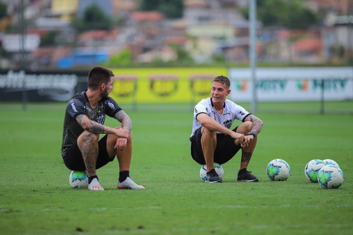 O auxiliar de preparação física Marcos Fernandez recebeu o diagnóstico positivo de COVID-19 em 16 de novembro de 2020, mesmo dia em que realizou os exames na Cidade do Galo.
