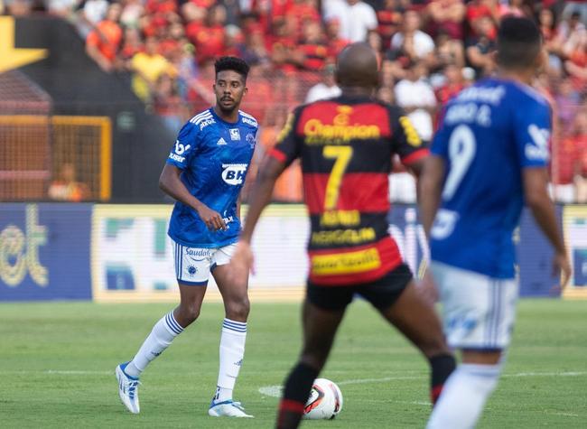 Cruzeiro foi batido pelo Sport por 3 a 1 na Ilha do Retiro pela Série B