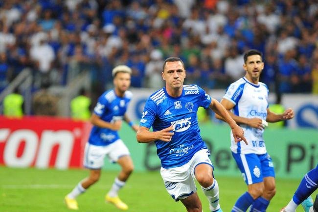 Cruzeiro 3 x 2 CSA: veja fotos do jogo da taa
