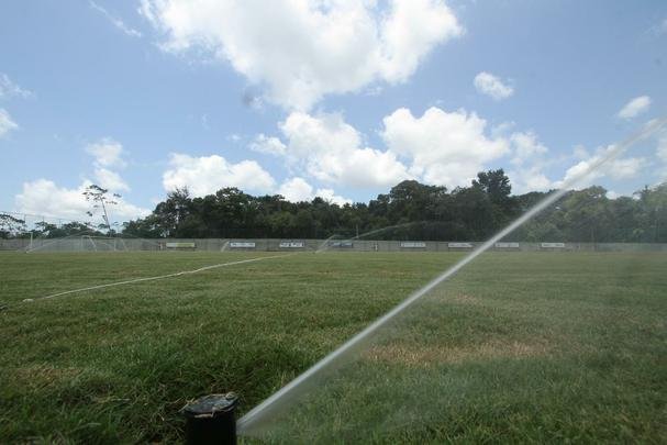 CT Ninho das Cobras j opera com um campo, o segundo segundo teve a drenagem finalizada e segue para os prximos passos da obra