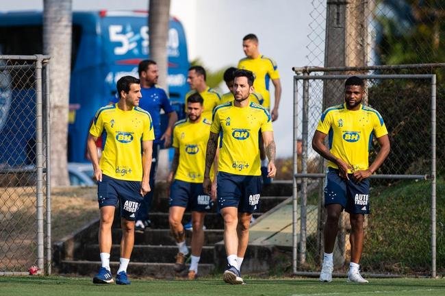 Fotos do treino do Cruzeiro desta segunda-feira (27/9)