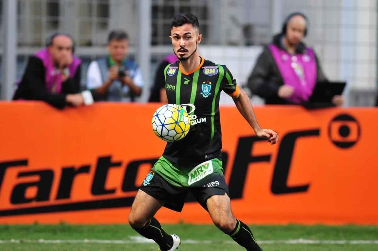 Imagens do jogo entre Amrica e Fluminense no Independncia