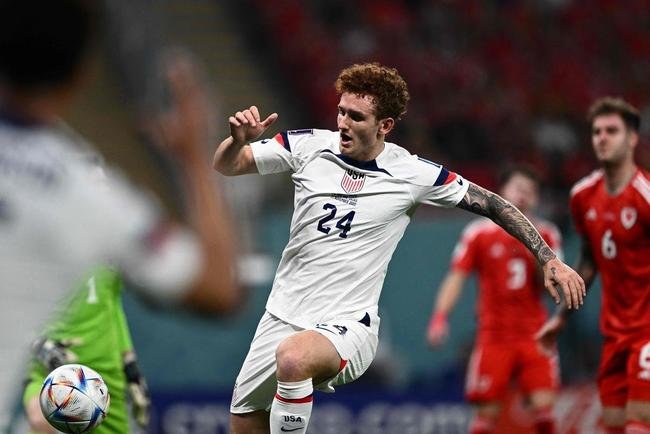 Fotos do jogo entre Estados Unidos e Pas de Gales no Estdio Ahmad bin Ali, pelo Grupo B da Copa do Mundo, no Catar