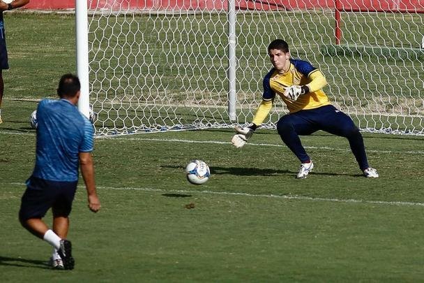 Timbu trocou o CT Wilson Campos pelo estádio dos Aflitos na tarde desta quarta-feira