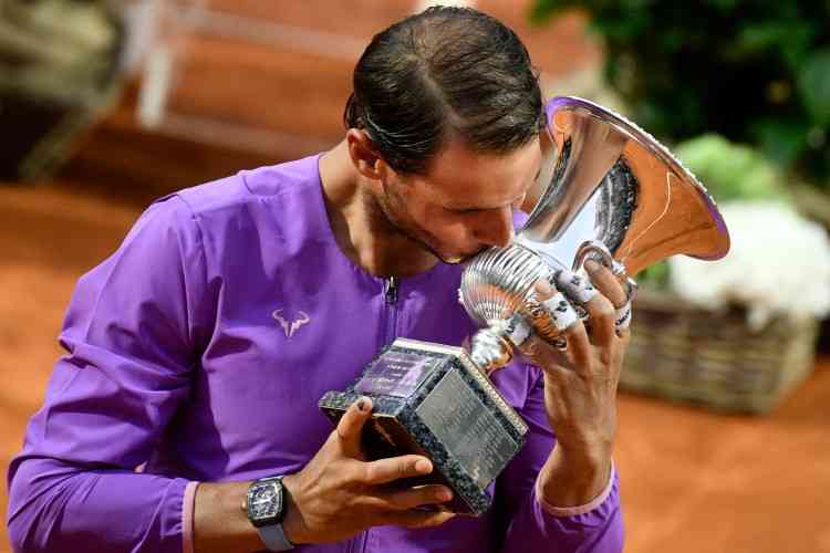 Nadal derrota Tsitsipas e conquista ATP 500 de Barcelona pela 12ª vez