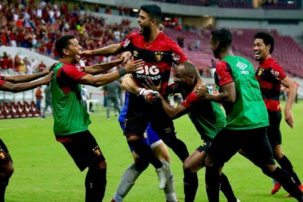 Em estreia de novo uniforme, Sport enfrenta o Botafogo-SP, na Arena de Pernambuco, em partida válida pela 16ª rodada da Série B