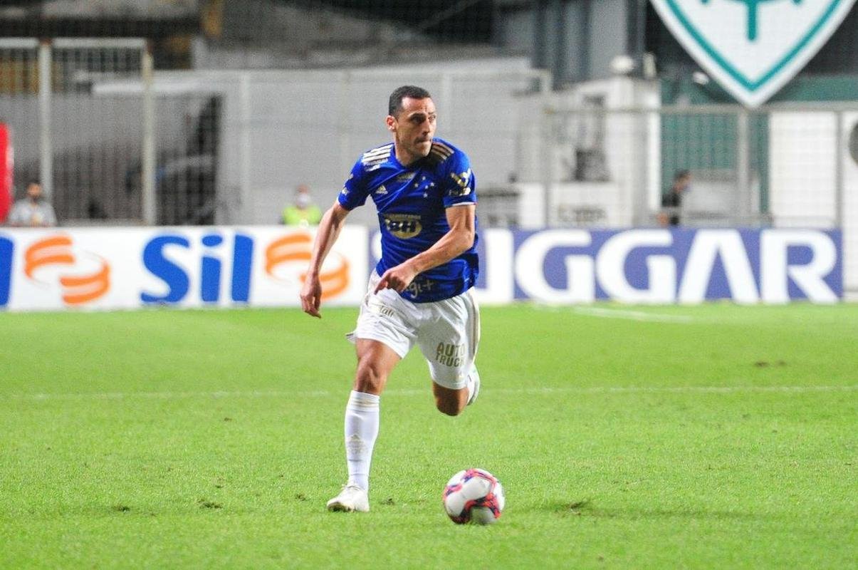 Fotos do jogo entre Cruzeiro e Remo, no Independncia, em BH, pela 32 rodada da Srie B do Brasileiro