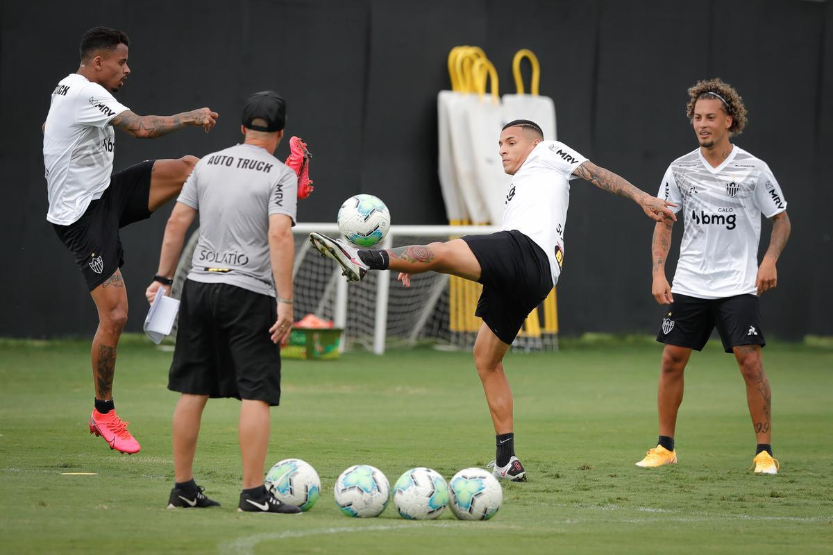 Atlético se prepara para enfrentar o Internacional